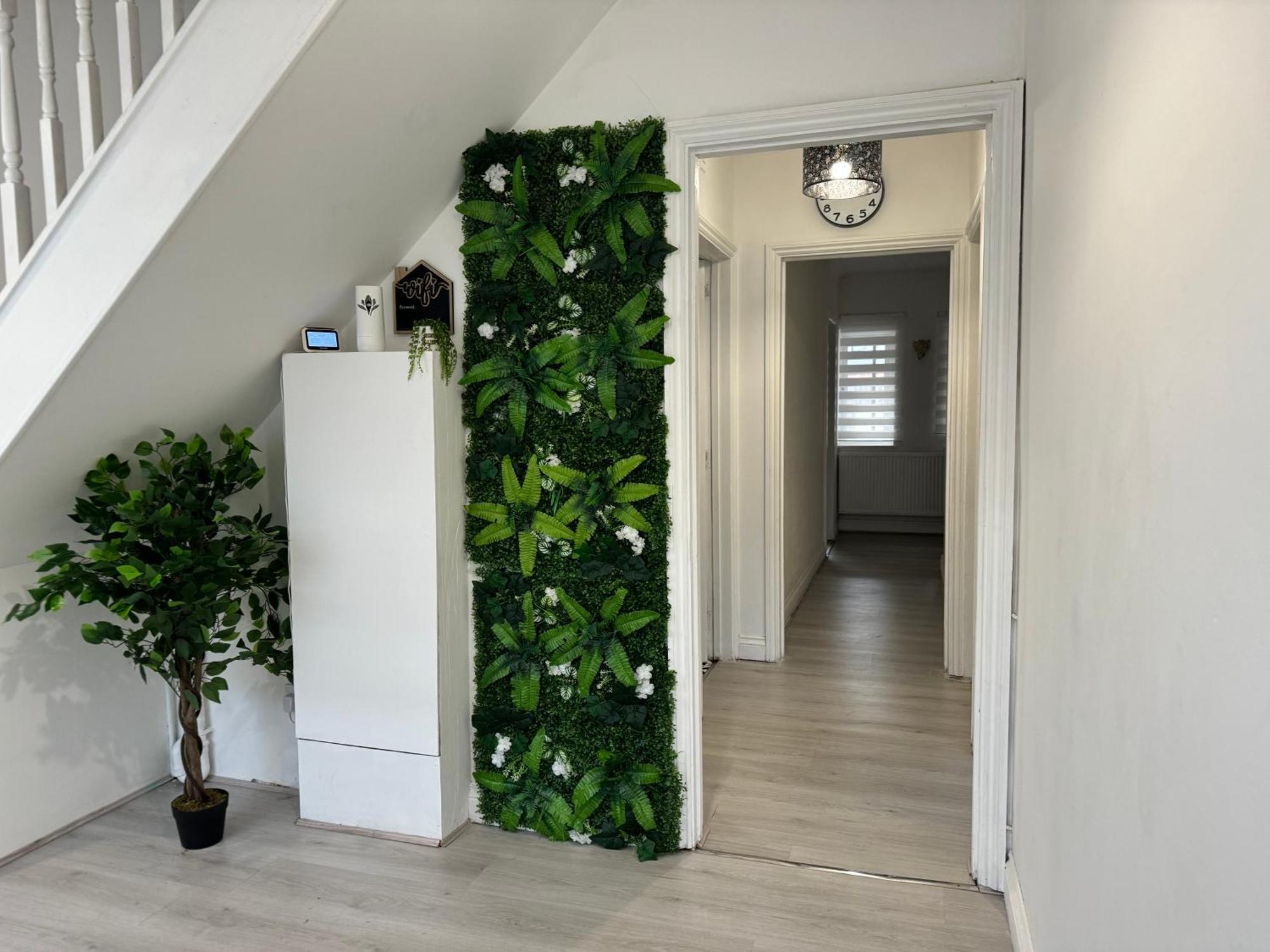 Вилла 5Br House, Free Parking Offa12, Contractor, Big Families, Relocation Редбридж Экстерьер фото