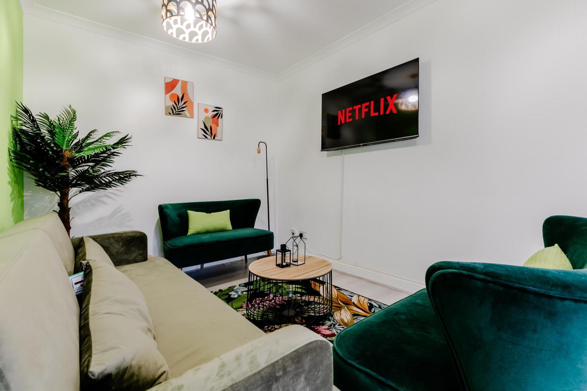 Вилла 5Br House, Free Parking Offa12, Contractor, Big Families, Relocation Редбридж Экстерьер фото